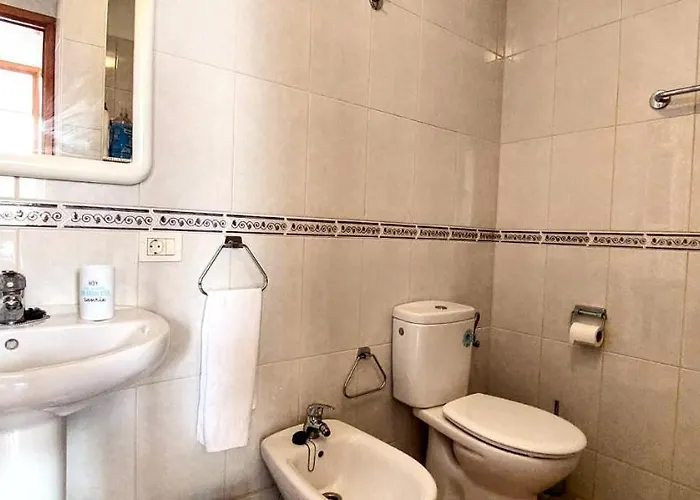 A Pie De Playa Cristianos Apartment